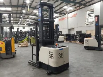 USED 2018 CROWN SP4050-30
