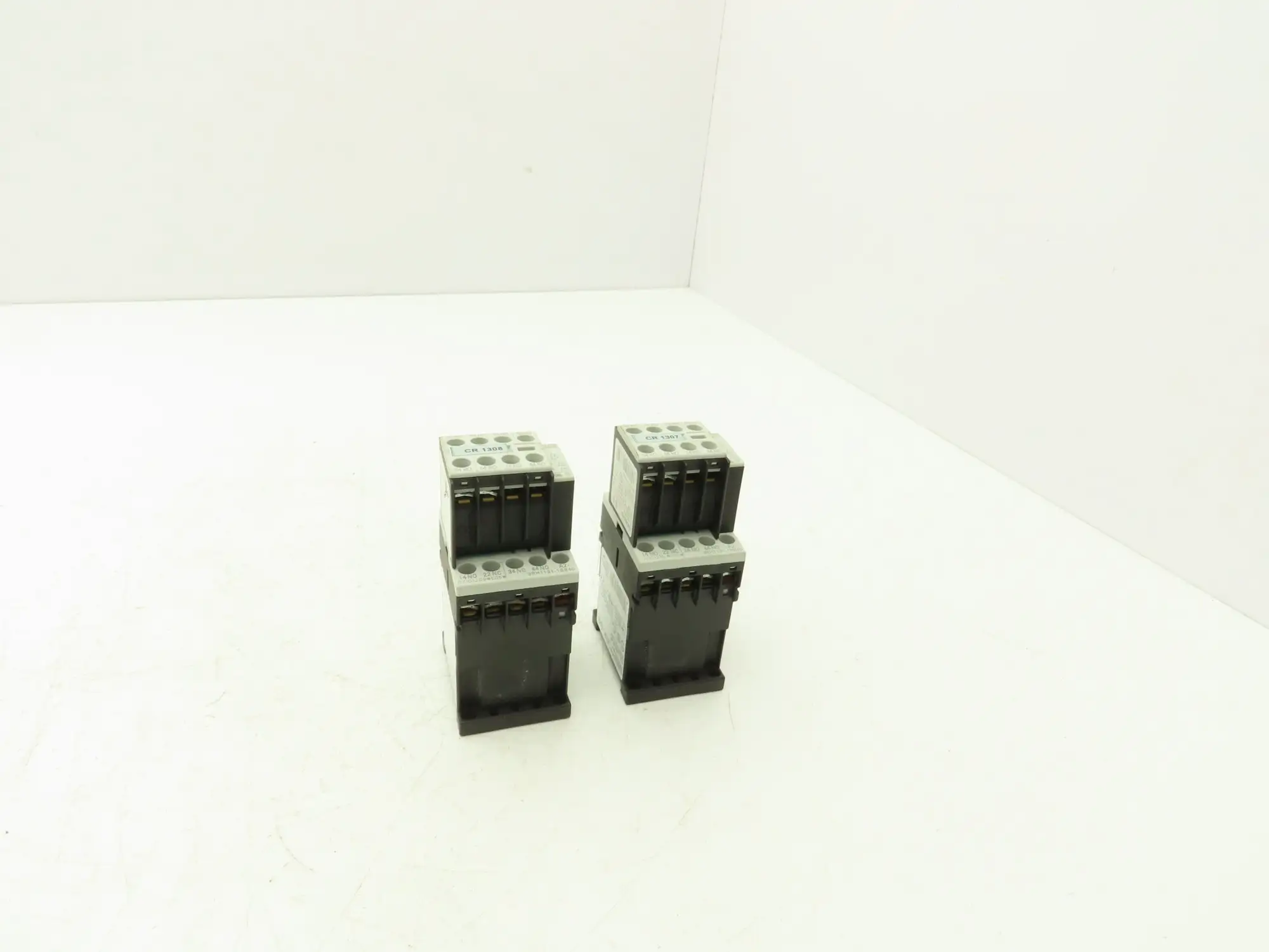 Siemens Motor Starter Contactor 24V Coil 1.5Hp 600V Lot of 2