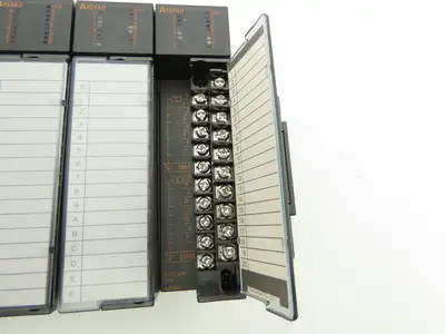 Used MITSUBISHI ELECTRIC _UNKNOWN_ PLC Input & Output Indiana US | Arrow Industrial #1567201