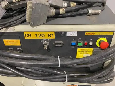 USED FANUC M-900IA 260L