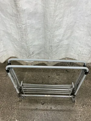 Rubbermaid 8 Bushel X Cart