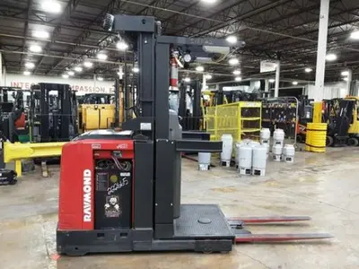 USED 2020 RAYMOND 550-OPC30TT