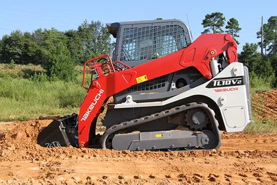 USED 2018 Takeuchi TL10V2