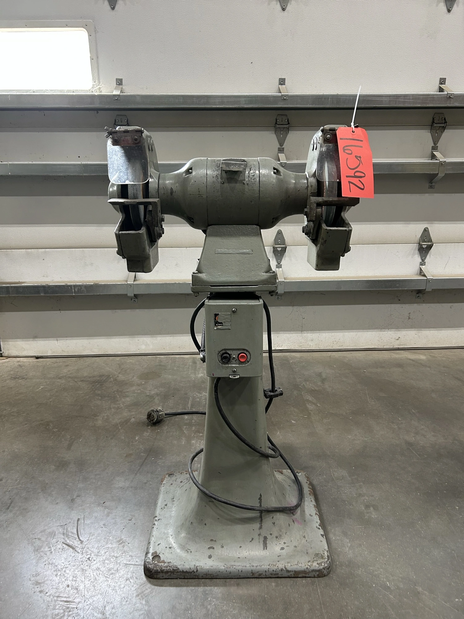 8″ Pedestal Grinder