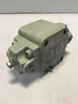 USED TOKIMEC VICKERS RG-06-Z1-22-JA-S135-J