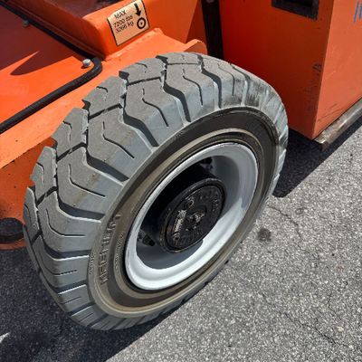 USED 2013 JLG E400AJPN