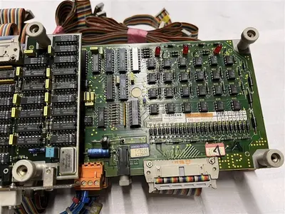 USED SIEMENS SIEMENS 64E/32 6FC3984 - 3RA + 6FX1124-6AA02