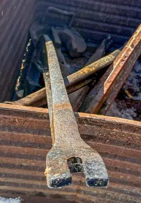 Used KEYSTONE DRILLER CO. LEFT HAND DRILLING TOOL WRENCH  (4-1/4" X 57" CLAW END STYLE J-WRENCH Wrenches Pennsylvania US | East West Machinery & Drilling #1417893