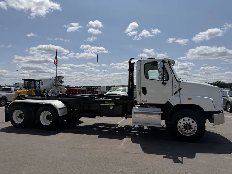 Used 2016 FREIGHTLINER 114SD AMPLIROLL Hooklifts & Roll-Offs Minnesota US | Carco Truck & Equipment #1514010