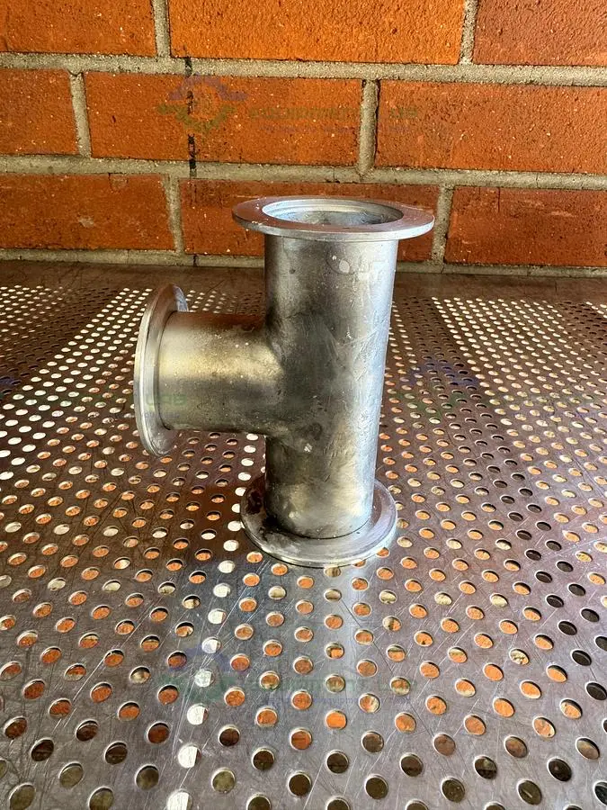 Used 3 WAY STAINLESS STEEL KF 50 NIPPLE VACUUM FITTING Valves/Fittings California US | Equipment Lab #1317054