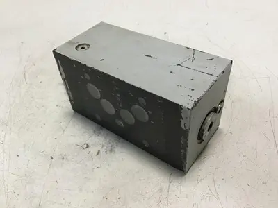 USED VICKERS DGMX2-5-PP-FW-S-30