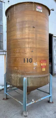 2000 Gallon Palmer Fiberglass Tank