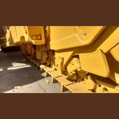 USED 2012 CATERPILLAR D11T