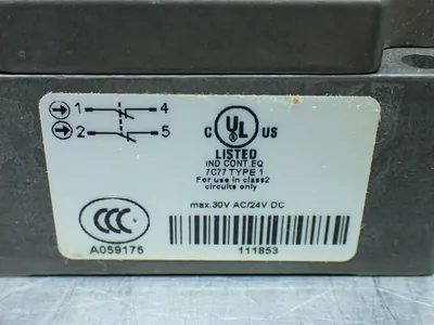New | in-Stock EUCHNER NZ2VZ538ESVM5C2334 Relays & Switches | HGR 24 #739531