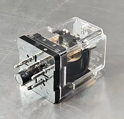 POTTER & BRUMFIELD KRPA-11DG-12 120VAC RELAY. Loc3D-17