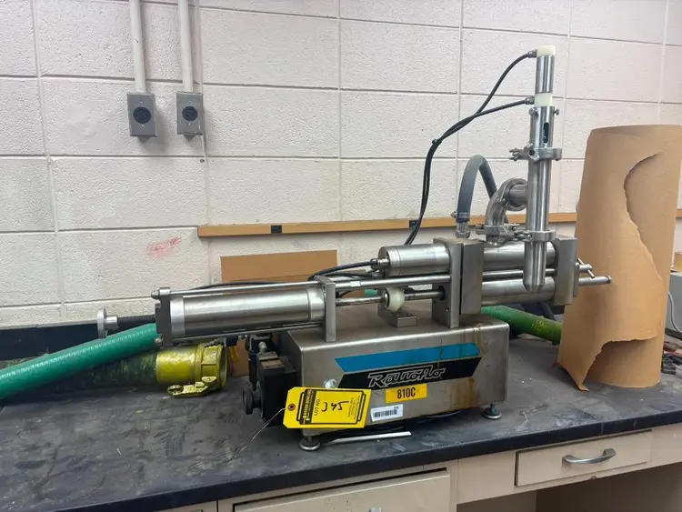 Used _UNKNOWN_ _UNKNOWN_ Piston Pumps Ohio US | Myron Bowling Auctioneers Inc #1504592