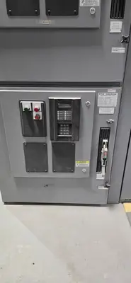 Used EATON CUTLER-HAMMER AMPGARD Switchgears British Columbia CA | Lenmark #1426966