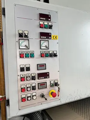 USED 2001 GRINDINGMASTER GR-3200-1359
