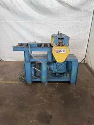 16" WIDE X 4.5" ROLL DIAMETER FRANKLIN HYDRAULIC PINCH FEED ROLL. STOCK # 0666325