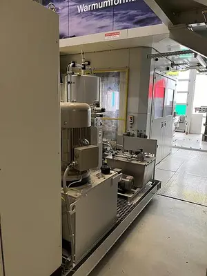 USED 2004 SCHNUPP HYDRAULIC PRESS  2,500 TONS