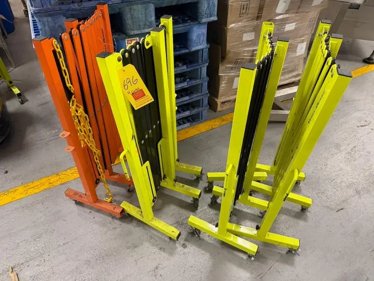 Used _UNKNOWN_ _UNKNOWN_ Guard Rails Rhode Island US | Federal Equipment Company #1348040
