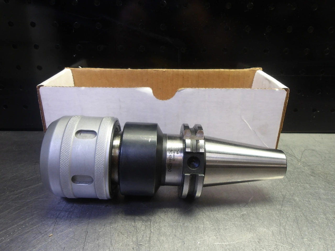Command CAT40 1.250" Power Milling Chuck 5" Pro C4I4-1250 (LOC900)