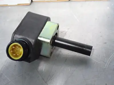 USED NAMCO CONTROLS EE21033880