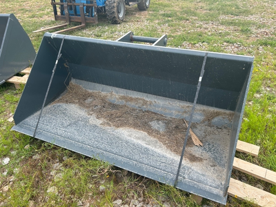 Used GEHL 72" BUCKET Forklift Attachments Oklahoma US | OT Truck & Tractor Sales #1383910