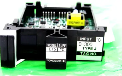 NEW YOKOGAWA ET5-C SIGNAL CONDITIONER 0-300 TYPE J ET5C