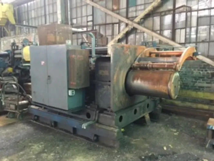 30" x 30,000 Lb. Yoder Recoiler (Used)