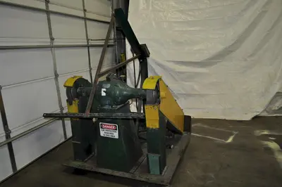 5 HP BUFFING / POLSIHING LATHE WITH IDLE PULLY STANDS