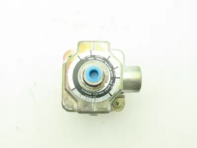 Honeywell Skinner A4LR2152 Solenoid Valve 3-Way NC 120V 150 PSI 1/4" NPT