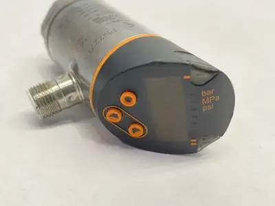USED IFM PRESSURE SENSOR WITH DISPLAY PN-250-SEN14-QFRKG/US/ /V
