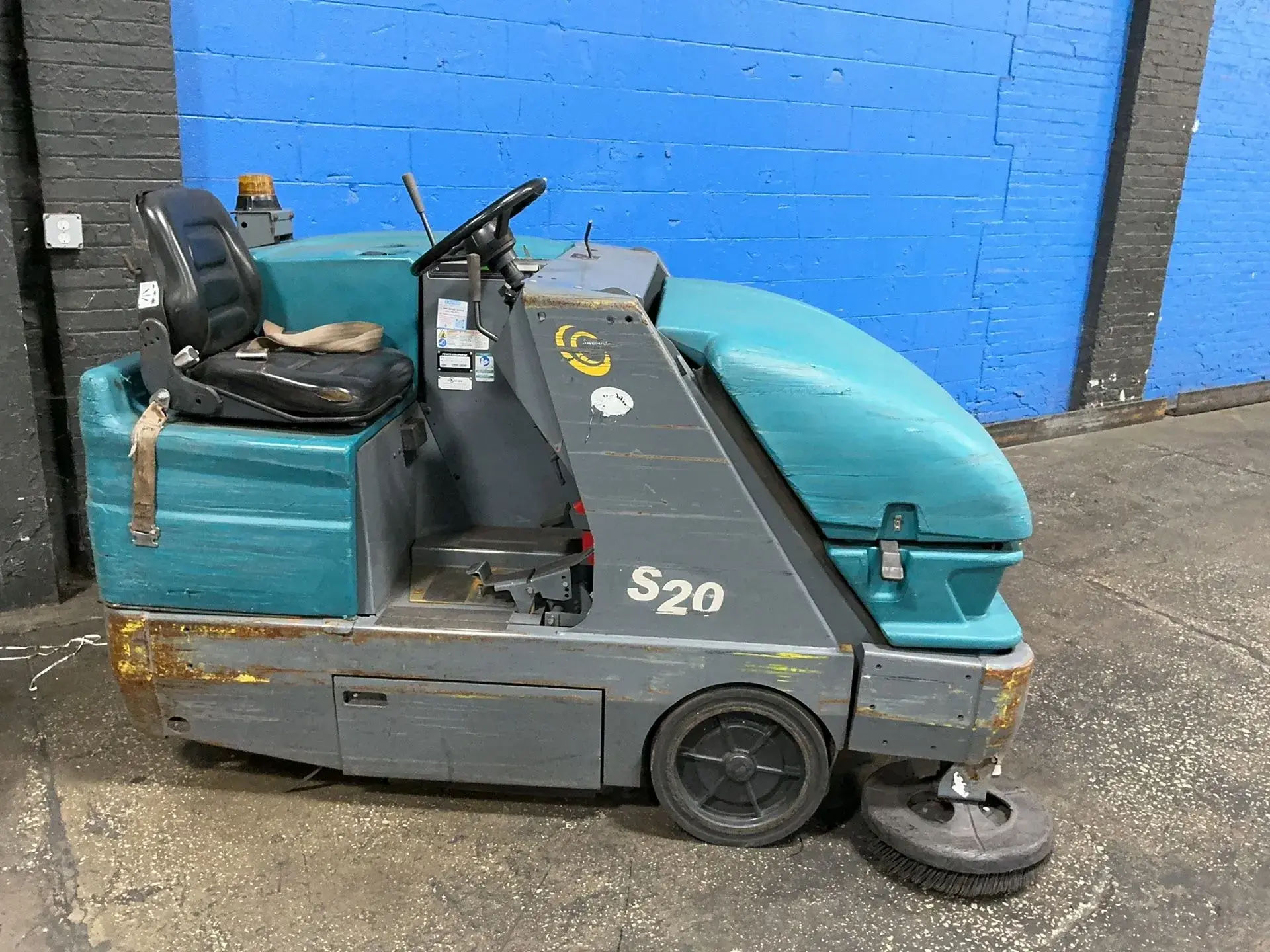 Used TENNANT A80736002 Material Handling (misc) Ohio US | HGR 24 #1343627