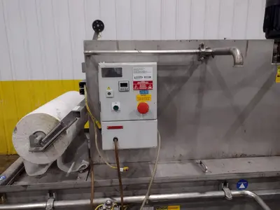 CRYSTAL FILTRATION CONTINUOUS FILTER COOLANT SYSTEM, WITH DRAG-OUT CONVEYOR : YOBRO #25069
