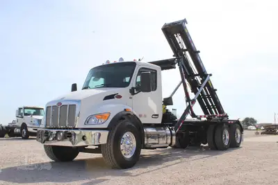 New | in-Stock 2027 PETERBILT 548 Rolloff Trucks Texas US | Roll Off Truck World #1492019