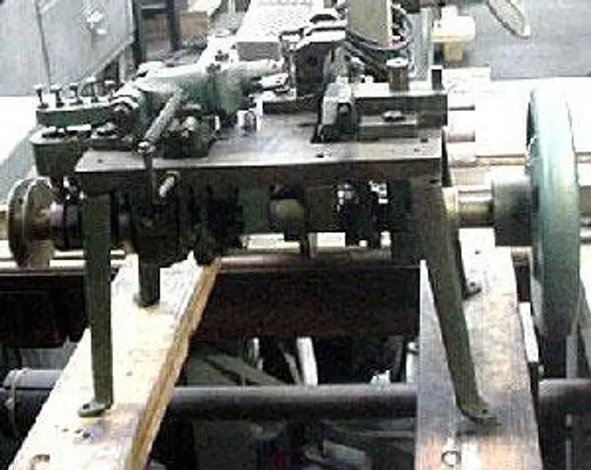 8249 Used Curb Chain Making Machine