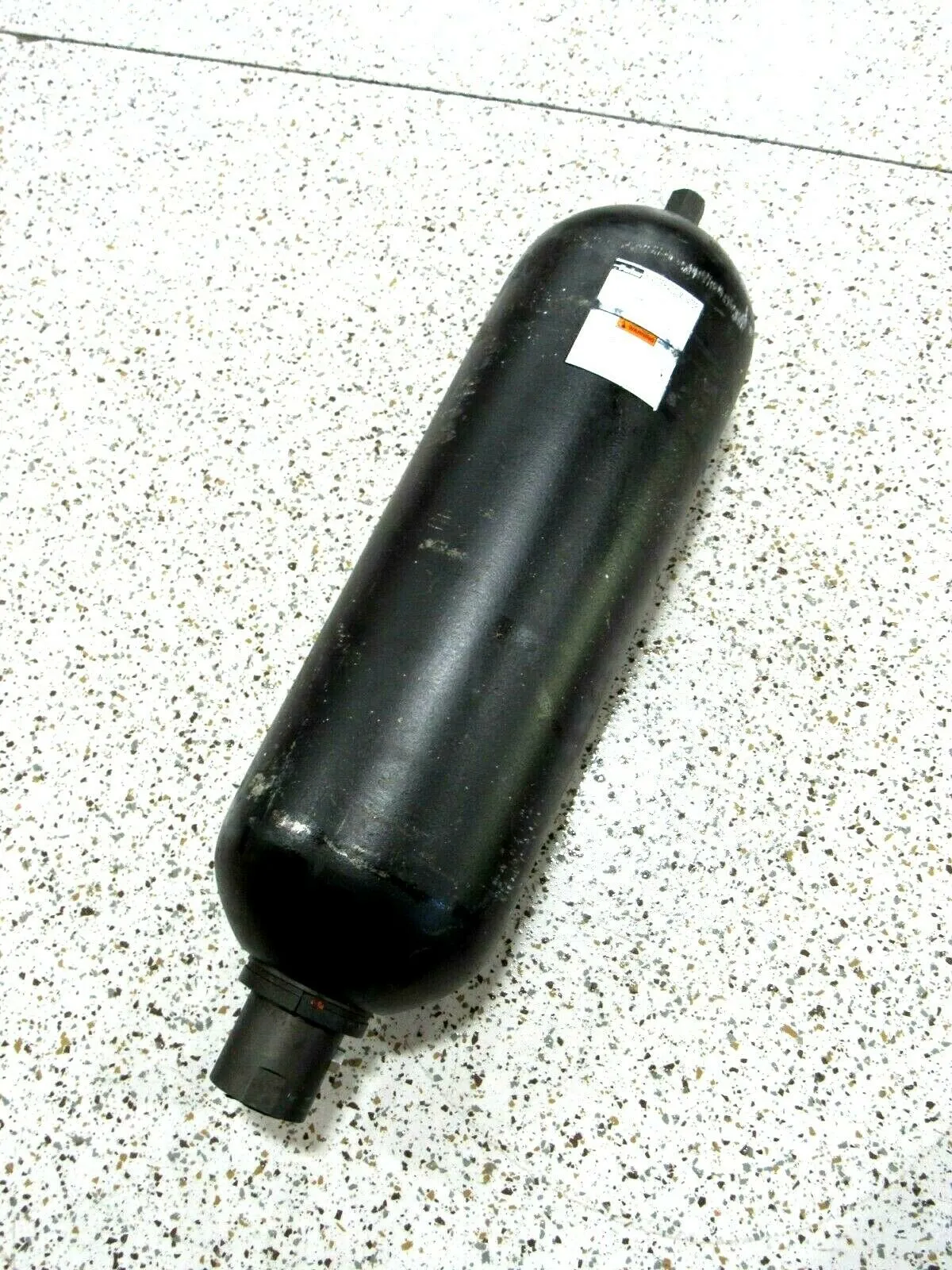 NEW PARKER BA05B4T01G1 BLADDER ACCUMULATOR 4000PSI
