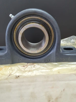NEW Federal Mogul BCA P 90-R