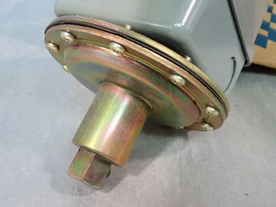 NEW SQUARE D 9016GVG1J99R