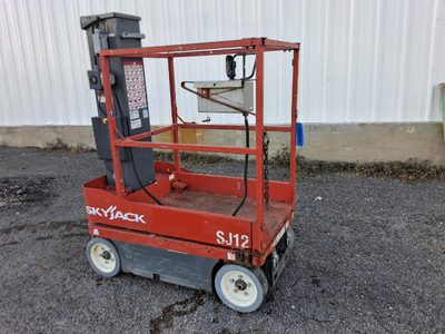 Used 2017 Skyjack SJ12 Vertical Mast Lifts Texas US | Stack Equipment #1550362