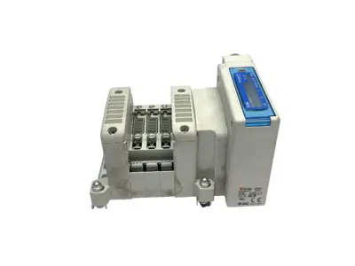 VV5QC11-03N7SEAN-D0S | SMC  Pneumatic Solenoid Valve Manifold, 3-Station, 5-Port - Used