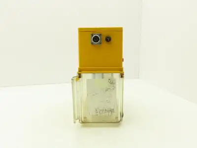 Shiuh Chern YMGP-301FW-T4-D Lubrication Oil Pump Oiler 4L Plastic Tank 110V