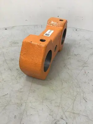 USED CINCINNATI MILACRON 5021932