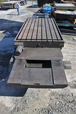 USED T-SLOT TABLE MOVABLE 3200 X 1600 MM