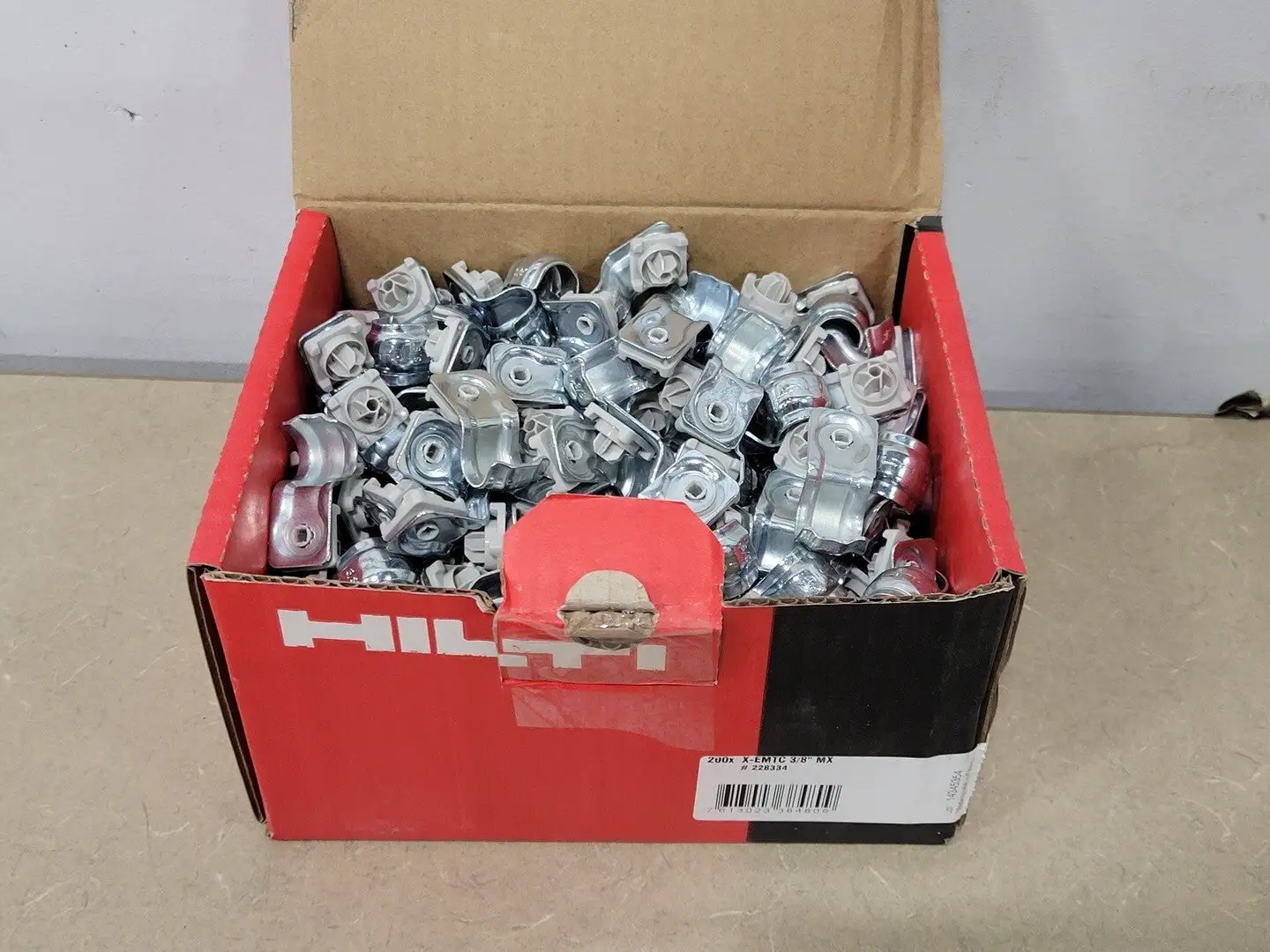 NEW HILTI 228334