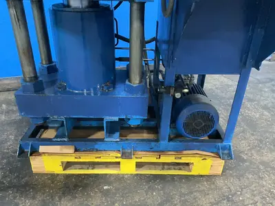 Used _UNKNOWN_ _UNKNOWN_ Molding Presses Ohio US | HGR 24 #1437850