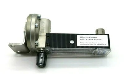 NEW BROOKS INSTRUMENT 1350GAL3EBJN1ARA FLOW METER