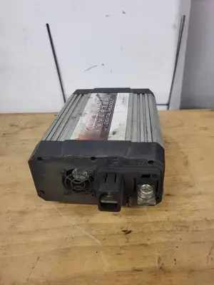 Fusion Power 1000 Watt Inverter with Digital Readout