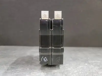 15 Amp, 2 Pole, 240 volts Circuit Breaker